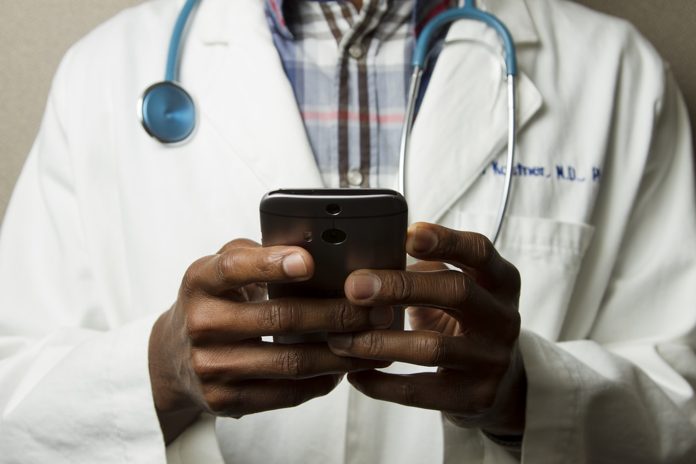 Healthcare professional preparing a case in Germany